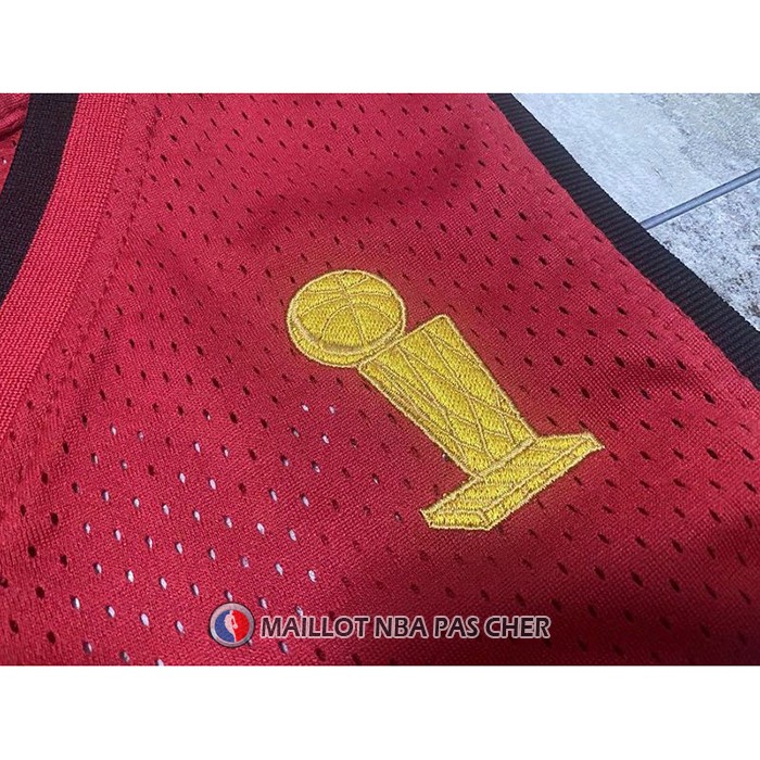 Maillot Miami Heat Dwyane Wade NO 3 Mitchell & Ness 2005-06 Authentique Rouge